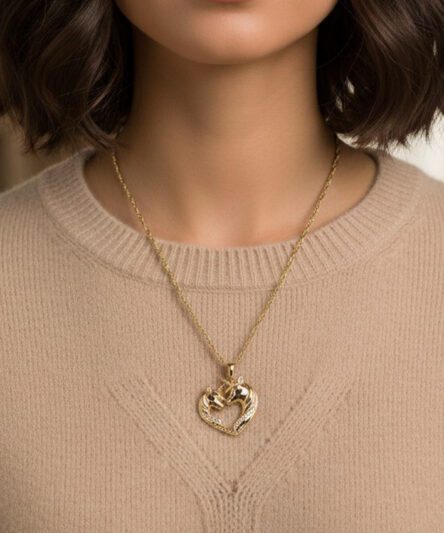 XUPING JEWELRY 14 Ayar Altın Kaplama, İkili Zirkon Taşlı At Model Kolye