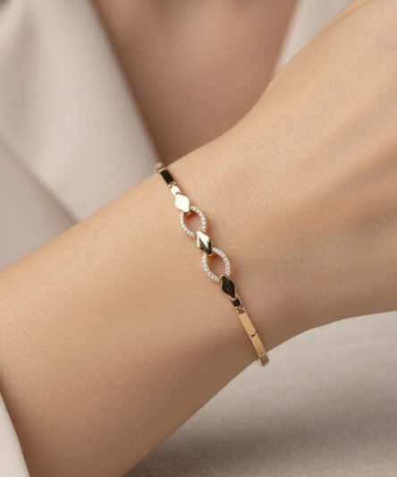 XUPING JEWELRY 14 Ayar Altın Kaplama, Ortası Üç Halka Zirkon Taşlı Bileklik