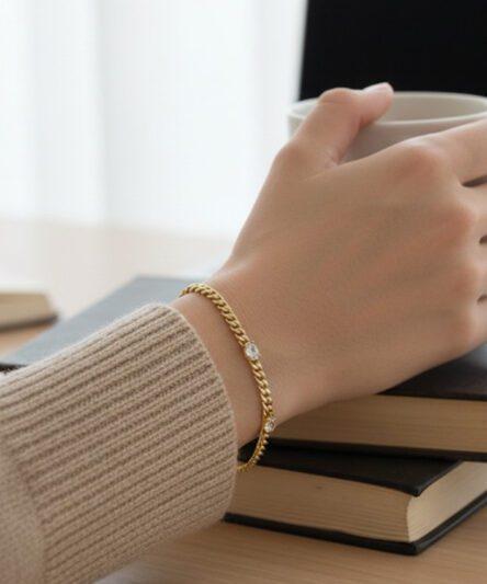 XUPING JEWELRY 14 Ayar Altın Kaplama, Ortası Üç Taşlı Bileklik