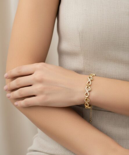 XUPING JEWELRY 14 Ayar Altın Kaplama, Sonsuz Model Kalpli Zirkon Taşlı Bileklik