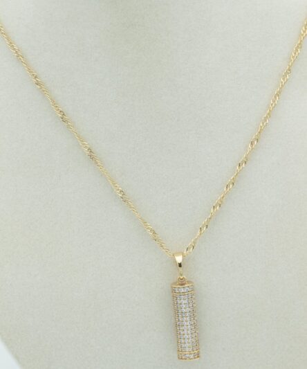 Stil İncisi/Xupıng Jewelry  14 Ayar Altın Kaplama, Silindir Model Zirkon Taşlı Kolye