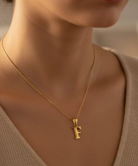 Stil İncisi/Xupıng Jewelry  14 Ayar Altın Kaplama, F Harfi Taşsız Kolye