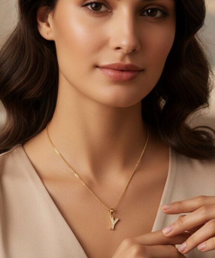 Stil İncisi/Xupıng Jewelry  14 Ayar Altın Kaplama, Y Harfi Taşlı Kolye