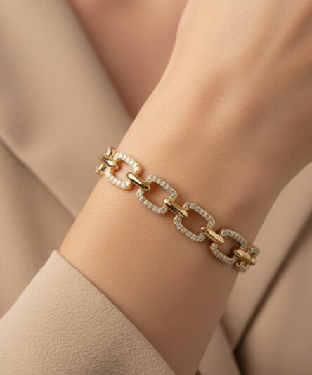 Stil İncisi/Xupıng Jewelry 14 Ayar Altın Kaplama, Geçmeli Model Zirkon Taşlı Bileklik