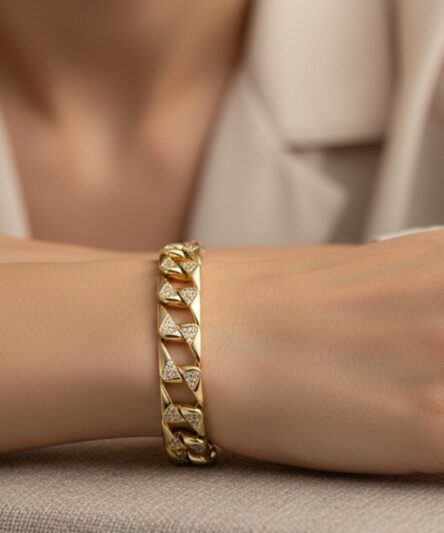 Stil İncisi/Xupıng Jewelry 14 Ayar Altın Kaplama, Grek Model Zirkon Taşlı Bileklik