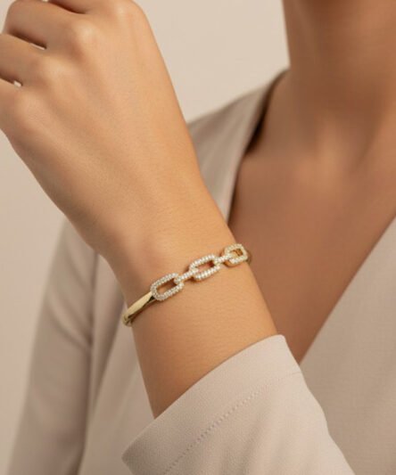 XUPING JEWELRY 14 Ayar Altın Kaplama, Üç Kare Zirkon Taşlı Bileklik