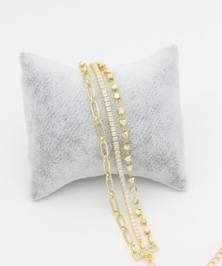 Stil İncisi14 Ayar Altın Kaplama, Vip Serisi Üçlü Zirkon Taşlı Bileklik