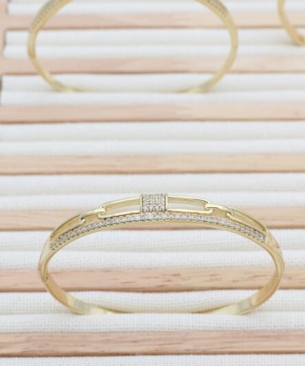 XUPING JEWELRY 14 Ayar Altın Kaplama, Amora Zirkon Taşlı Kelepçe