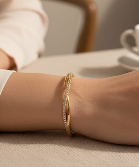 XUPING JEWELRY 14 Ayar Altın Kaplama, Sarmal Zirkon Taşlı Kelepçe