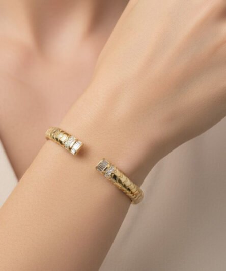 Stil İncisi/Xupıng Jewelry 14 Ayar Altın Kaplama, Balık Sırtı Zirkon Taşlı Kelepçe