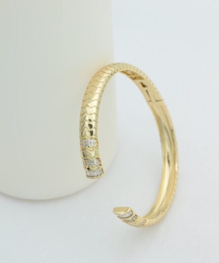 Stil İncisi/Xupıng Jewelry 14 Ayar Altın Kaplama, Balık Sırtı Zirkon Taşlı Kelepçe