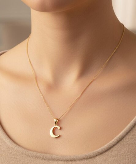 Stil İncisi/Xupıng Jewelry 14 Ayar Altın Kaplama, C Harfi Taşsız Kolye
