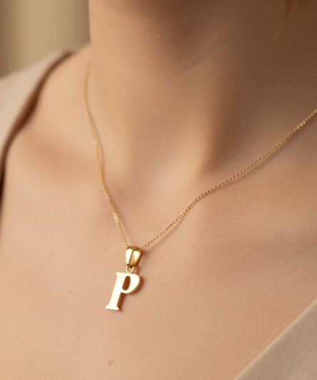 Stil İncisi/Xupıng Jewelry 14 Ayar Altın Kaplama, P Harfi Taşsız Kolye
