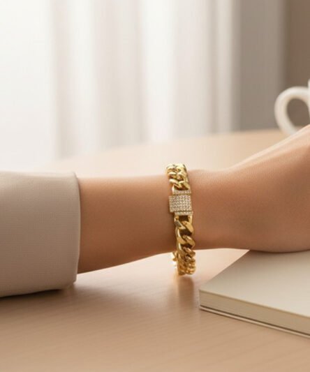 Stil İncisi/Xupıng Jewelry 14 Ayar Altın Kaplama, Gurmet Ortası Zirkon Taşlı Bileklik